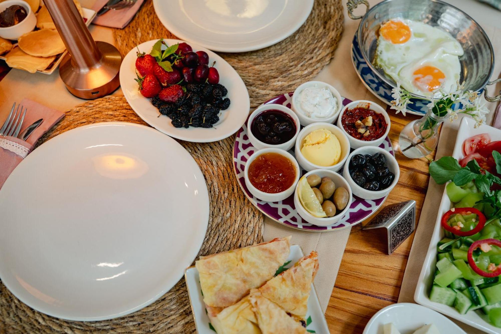 Cunda Ilios Hotel Ayvalı Eksteriør billede