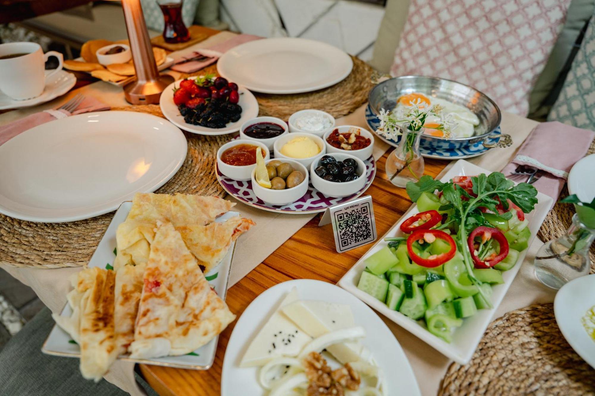 Cunda Ilios Hotel Ayvalı Eksteriør billede